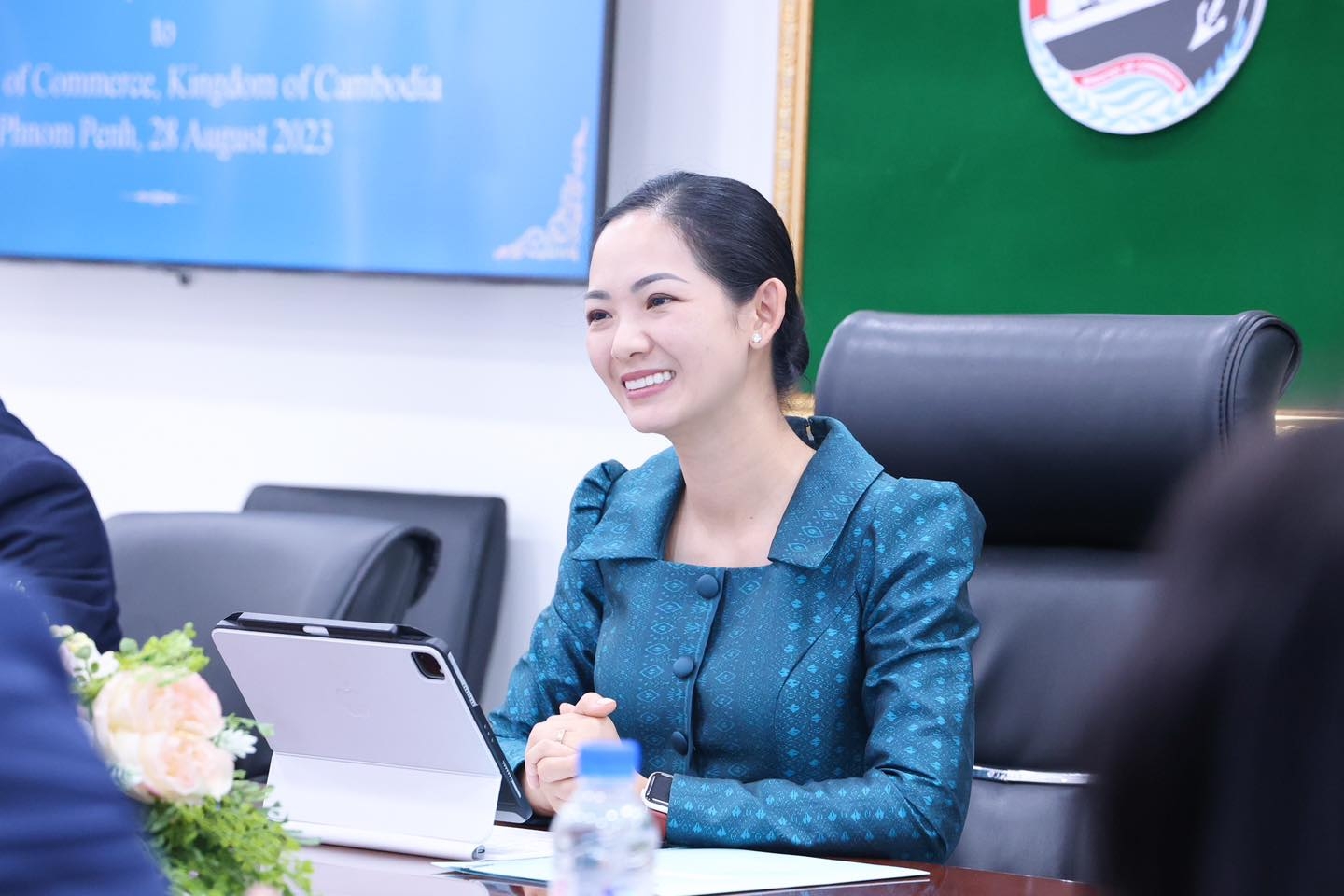 លោកជំទាវ ចម និម្មល រដ្ឋមន្ត្រីក្រសួងពាណិជ្ជកម្ម ទទួលជួបសម្តែងការគួរសមជាមួយឯកឧត្តម Francisco Kalbuadi Lay ឧបនាយករដ្ឋមន្ត្រី រដ្ឋមន្ត្រីសម្របសម្រួលកិច្ចការសេដ្ឋកិច្ច និងជារដ្ឋមន្ត្រីក្រសួងទេសចរណ៍ និងបរិស្ថាន នៃប្រទេសទីម័រខាងកើត