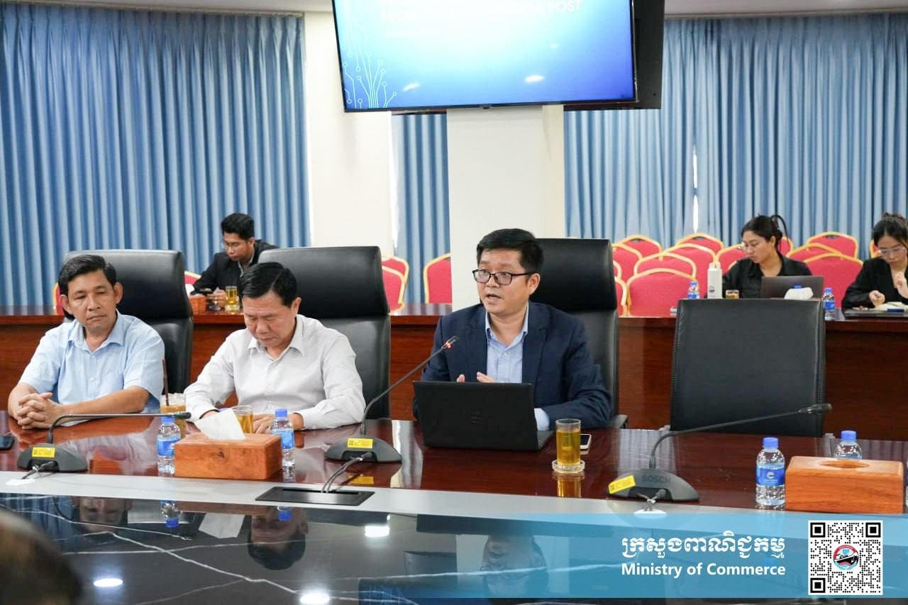 Chea Rathan Her Excellency CHEA Ratha, Secretary of State of the Ministry of ...